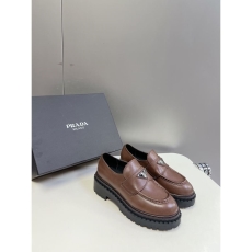 Prada Low Shoes